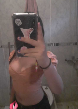 Pendejita de 18 añitos se filtra su pack 17