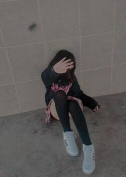 COLEGIALA culiona cada que tiene la casa sola se pone a FOLLAR 13