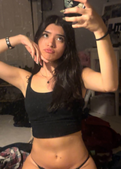 Pendejita colegiala filtrada por su novio 12